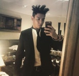 빅뱅 탑, 독특 헤어스타일 완벽 소화..훈훈 외모