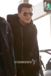 [★포토]박진영, 횡단보도만 건너도 시선 집중