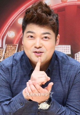 전현무, 드디어 쉰다..설연휴 無스케줄 '꿀휴식'