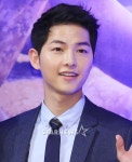 여권사진유출 송중기 측 中팬들 신뢰..재발급 미정