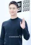 [★포토]고경표, 손인사에 심쿵