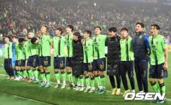 K리그 우승 눈앞서 놓친 전북, 아시아 무대에서는 다를까?
