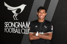 [오피셜] 성남FC, 前 제주 출신 브라질 공격수 네코 영입