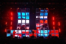 데이브레이크, 붉게 물들였다..여름 콘서트 레드 성황 