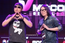 [★포토]포즈 취하는 에이 티 비