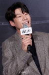 [★포토]이천희, 이규한 너무 웃겨 함박미소