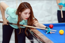 [★포토]신수지 볼링에 이어 당구까지!