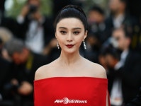 판빙빙 루머는 아직도 진행형 섹스비디오 봤다 폭로