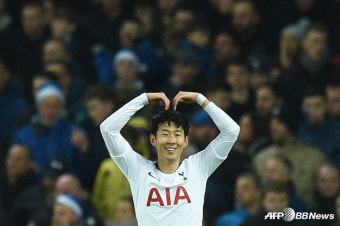 '손흥민 동점골!' 토트넘, 에버턴에 전반 우세... 3-1로 마무리
