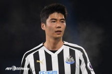 기성용 76분 뉴캐슬, C.팰리스에 0-1 패배... 강등 불안 여전