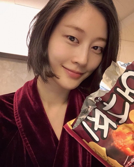 연예계 인물들, 출산 후 건강을 위한 노력이 주목받는 이유와 모델 이현이의 새로운 다이어트 도전:numel0584
