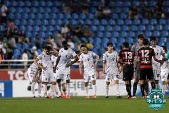 '김보경 97분 극장골' 울산, 서울과 2-2 무승부, 전북과 포항은 1-1 (종합)