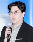 '엑시트' 감독 "일반적 재난영화와 달라..유머있고 유쾌"