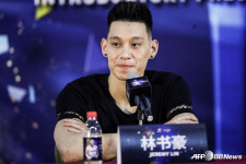 NBA 출신답네 제레미 린, 데뷔전부터 40점 폭발