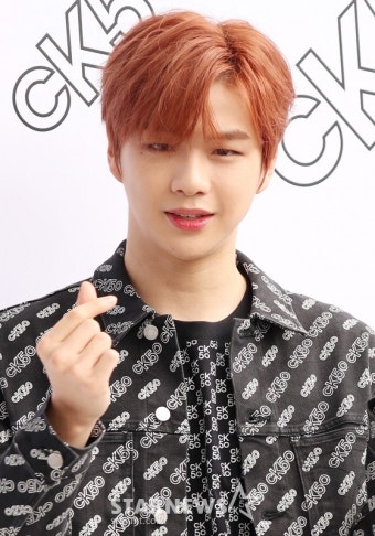 강다니엘 84주 연속 아이돌차트 평점랭킹 1위..2위는 BTS 지민