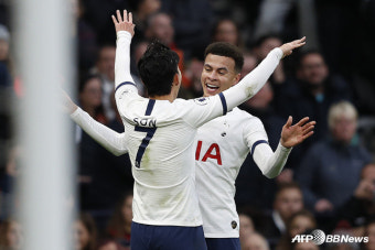 '손흥민 5호 도움' 토트넘, 본머스 상대로 전반 1-0 '알리 골'