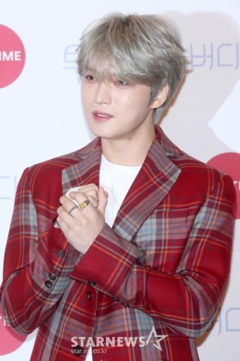 김재중, 만우절 코로나19 장난..팬들도 싸늘[FOCUS]