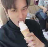 더킹 이민호 기미하지 않은 아이스크림..우도환 내려놓으십쇼