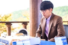 신진서 9단 기선제압 성공! 박정환 9단 상대로 267수 불계승