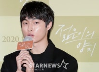 젊은이의 양지 윤찬영 실제 19살에 촬영..얼굴 여드름도 그대로