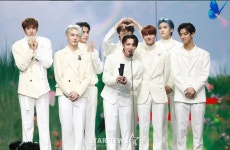 펜타곤 2020 AAA 아이콘상 받았어요[★포토]