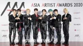 스트레이 키즈 상 받은 만큼 더 성장할 것..스테이 사랑해요[2020AAA 미공개 수상 소감 독점 공개]