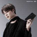 방탄소년단 지민, 삼성 휴대전화 들고 잼잼..팬들 귀엽다고 난리 난 이유