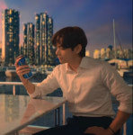 눈으로 마셔요♥방탄소년단 뷔, 클라우드 프리론칭→본 광고 강렬 존재감..역시 광고계 블루칩