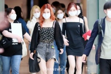 있지 '공항에서 더 빛나네!' [영상]
