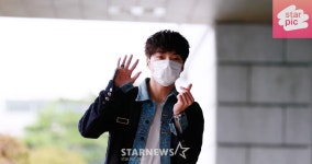 갤럭시아_부국위너스_비 | 위너 강승윤 '비오는 날에 더 멋지네!'[영상]