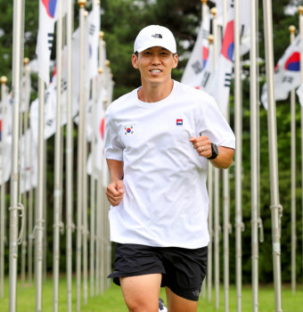 션, 8.15 광복절 기념 81.5km 완주 도전..수익금 전액 독립유공자 후손 지원