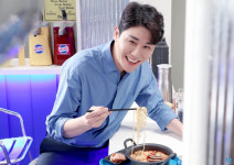 영탁, 내사람들에게 전하는 아름다운 미소..찐으로 언모만