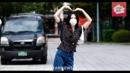 레드벨벳 조이 사랑스런 인사![영상]