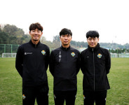 최용수호 강원FC 코치진도 개편... 김성재·하대성 합류