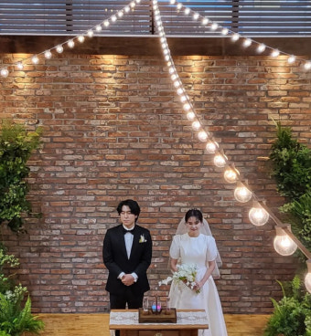 '나혼산' 멤버 출동..이시언서지승, 4년 열애 끝 제주도서 결혼[종합]