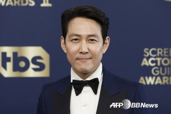 [속보] '오징어게임' 이정재 美배우조합상 남우주연상..韓최초