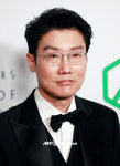 오징어게임보다 폭력적..황동혁 감독, 차기작은 노인 클럽 죽이기