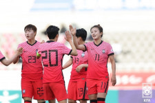 '강채림 1년만에 돌아와 복귀골' 한국 여자축구, 베트남에 3-0 완승 [고양리뷰]