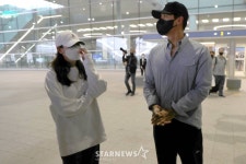 현빈손예진, 달달한 美 신혼여행 후 귀국..애정 가득한 시밀러룩[종합]