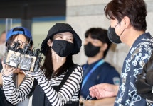 이지은 선배님 축하드려요![★포토]