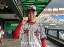 결승 못 나오는데... 충암고, 좌완 에이스 왜 끝까지 맡겼을까 [★목동]