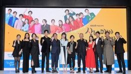 삼남매가 용감하게 흥행을 위해![★포토]