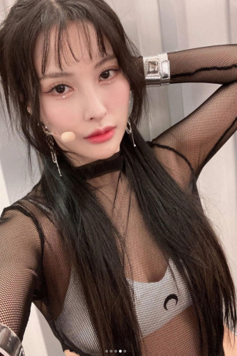 카라 박규리, 여신은 어디가고..파격 시스루 대놓고 '노출'