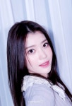 눈부심 주의 케플러 샤오팅, 힐링 꽃미모[★화보]