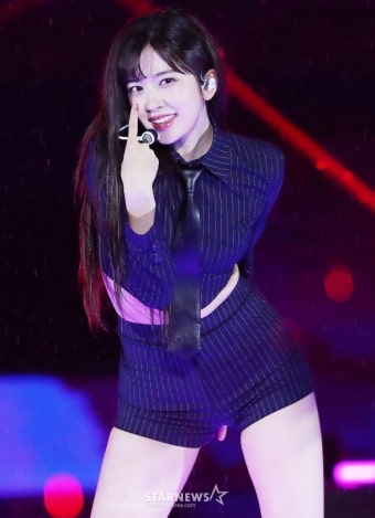 아이브 안유진 '빠져든다'[포토]