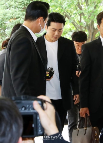 '음주운전 혐의' 이루, 첫 공판 출석[포토]