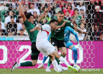 '이강인 24분 활약+네이마르 2골 1AS' PSG, 전북에 3-0 승리... '꿈의 라인업' 드디어 펼쳐졌다 [부산 리뷰]