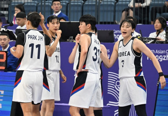 '드디어 첫 남북전' 196cm 박지수vs205cm 박진아, 자존심 건 女농구 에이스 대결 흥미롭다