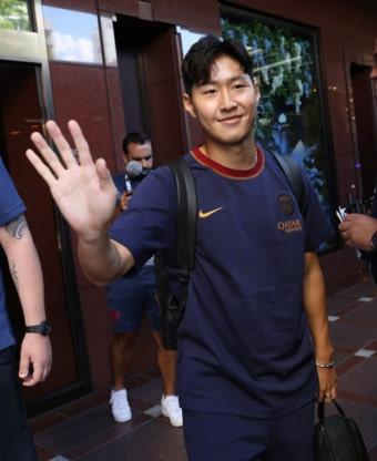'고작 2시간 뛰었는데' 스페인발 이강인 이적설, PSG 팬은 불쾌하다 