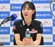 LPBA 뉴스타 최혜미 눈물의 우승, 유도선수→당구장 알바 스토리도 특별...  아빠보면 늘 눈물, 가방 사드려야죠